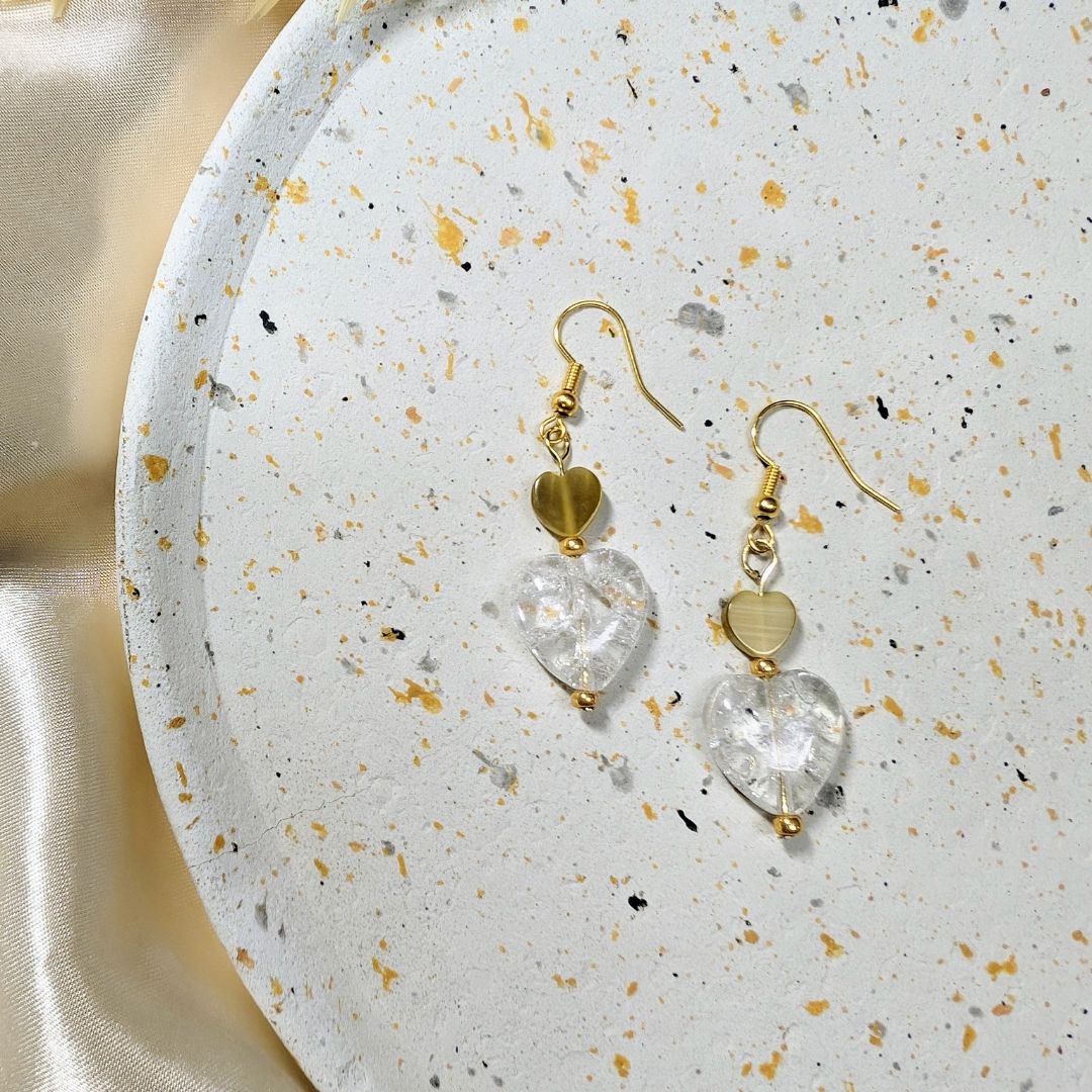 boucles d'oreilles cœur en verre et cœur œil de chat